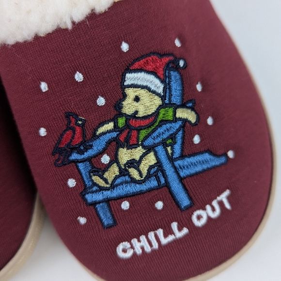 Life Is Good Slippers Winter Snow Bear Cardinal Embroidered Red M (7-8) NWT - Picture 3 of 13